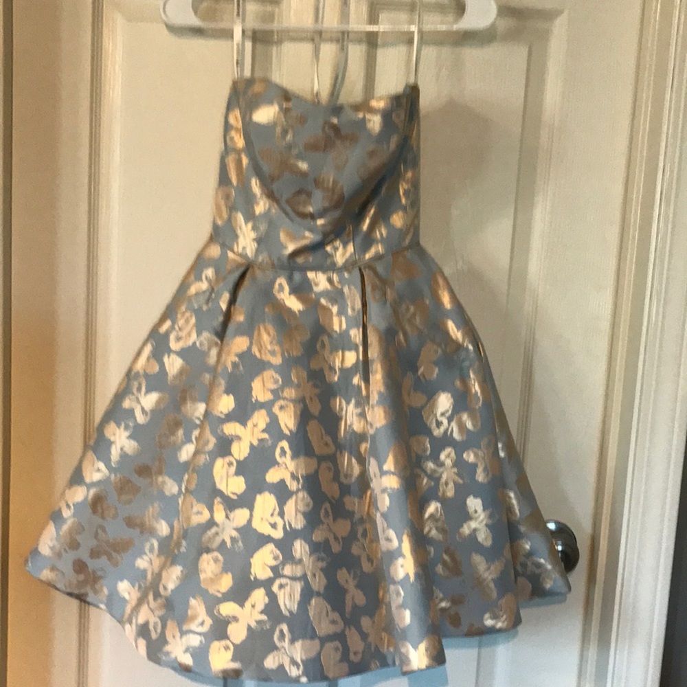 Sherri Hill strapless size 00.